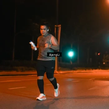 Runner Photo 8383651