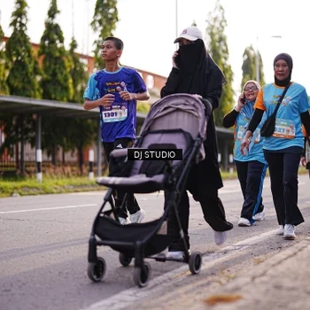 Runner Photo 8383680