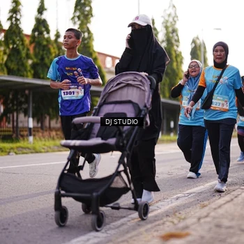 Runner Photo 8383687