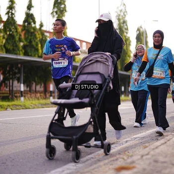 Runner Photo 8383689
