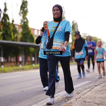 Runner Photo 8383703
