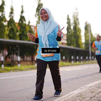 Runner Photo 8383705