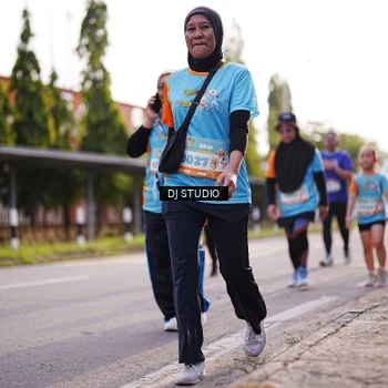 Runner Photo 8383706