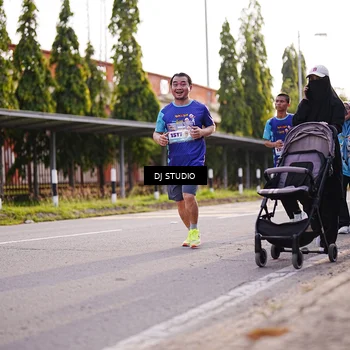 Runner Photo 8383708
