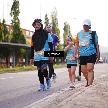 Runner Photo 8383712