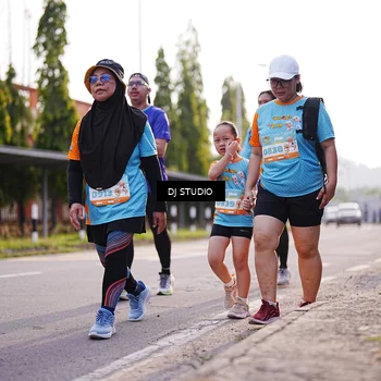 Runner Photo 8383716