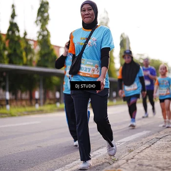 Runner Photo 8383719