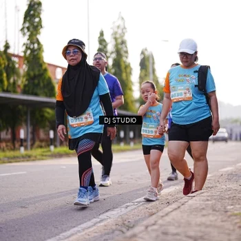 Runner Photo 8383724
