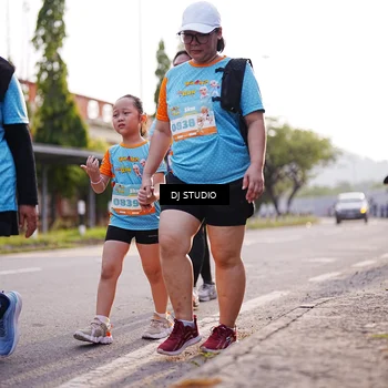 Runner Photo 8383727