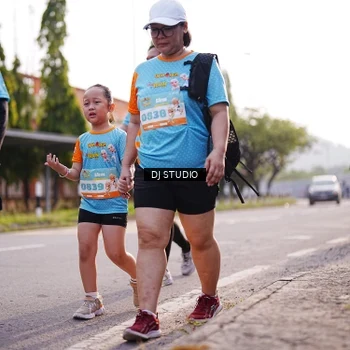 Runner Photo 8383735