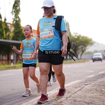 Runner Photo 8383737