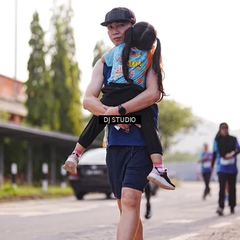 Runner Photo 8383774