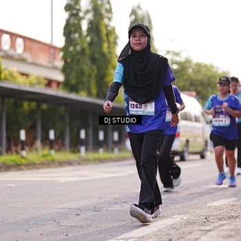 Runner Photo 8383780