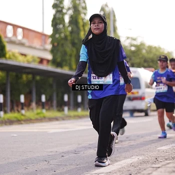Runner Photo 8383788