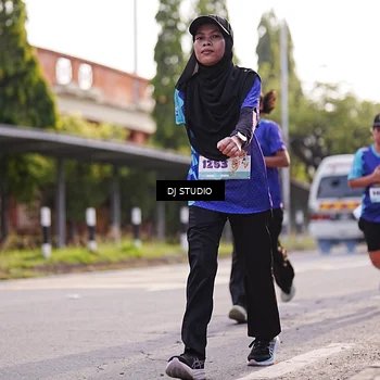 Runner Photo 8383795