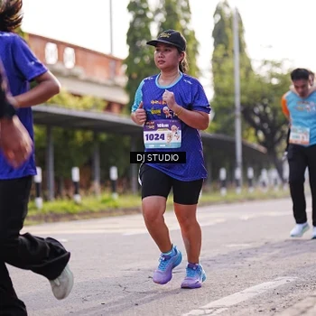 Runner Photo 8383801