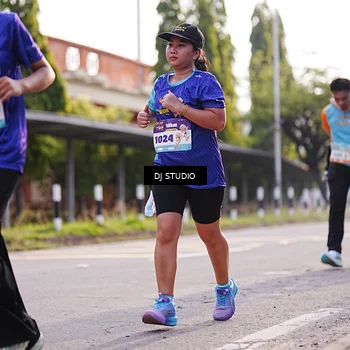 Runner Photo 8383806
