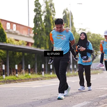 Runner Photo 8383812