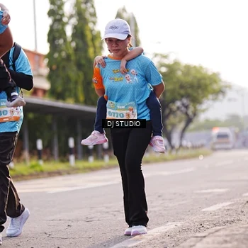 Runner Photo 8383825