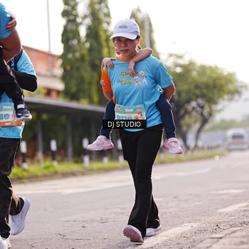 Runner Photo 8383829