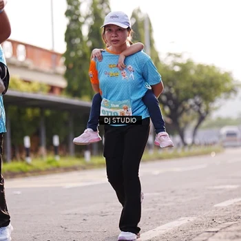 Runner Photo 8383831