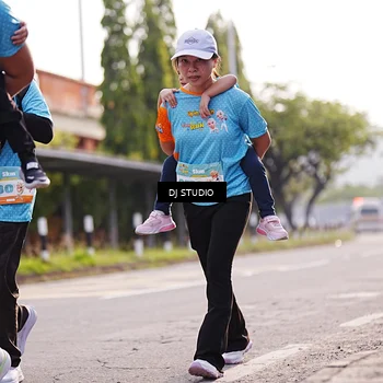 Runner Photo 8383832