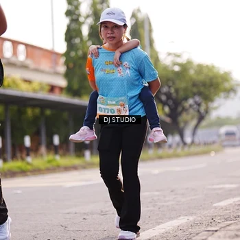 Runner Photo 8383833