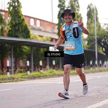 Runner Photo 8383840