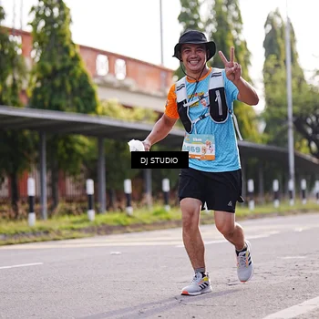 Runner Photo 8383842