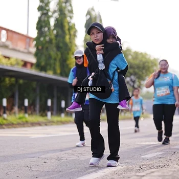 Runner Photo 8383863