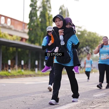 Runner Photo 8383867