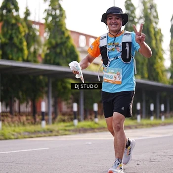 Runner Photo 8383868