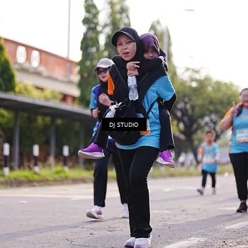 Runner Photo 8383907