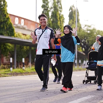 Runner Photo 8383923