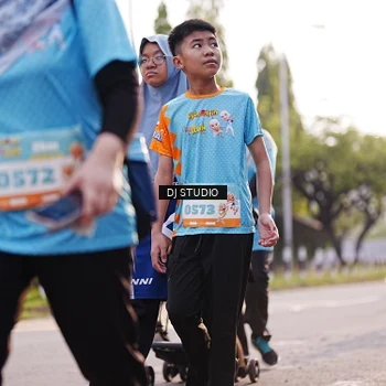 Runner Photo 8383945