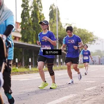 Runner Photo 8383948
