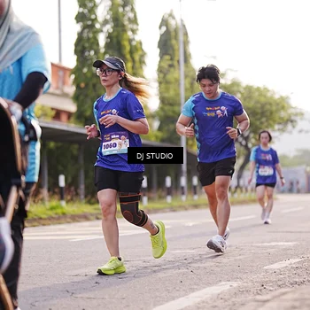 Runner Photo 8383951