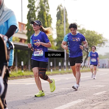 Runner Photo 8383955