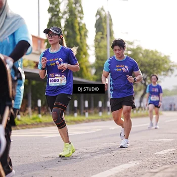 Runner Photo 8383956