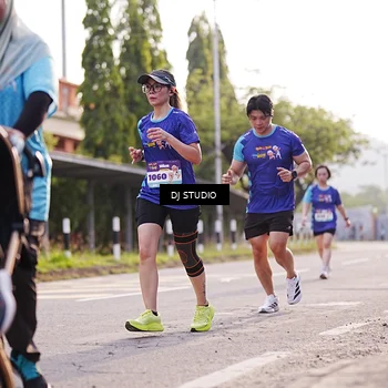 Runner Photo 8383958