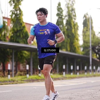 Runner Photo 8383960