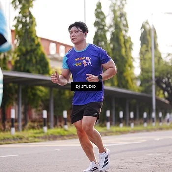Runner Photo 8383961