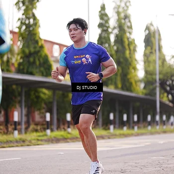 Runner Photo 8383963