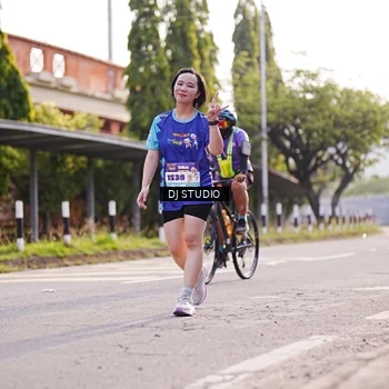 Runner Photo 8383971