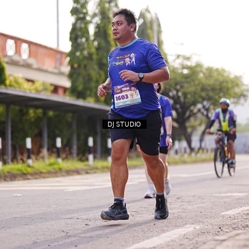 Runner Photo 8383972