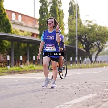 Runner Photo 8383974