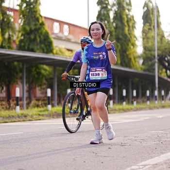 Runner Photo 8383986