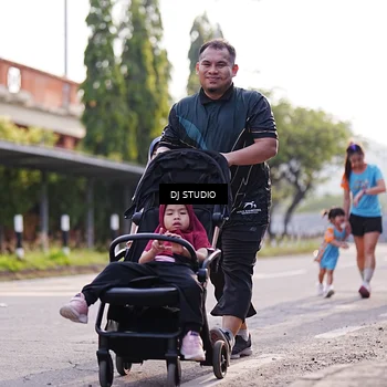 Runner Photo 8384007