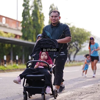 Runner Photo 8384008