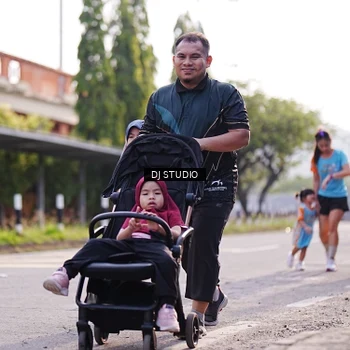 Runner Photo 8384009